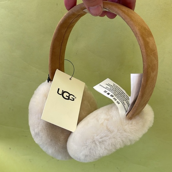 New cream/ten UGG leath/fur earmuffs - Picture 3 of 8